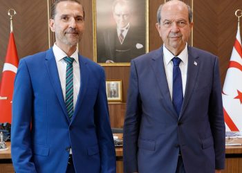 Cumhurbaşkanı Tatar, İzmir Başkonsolosluğuna atanan Mustafa Davulcu’yu kabul etti