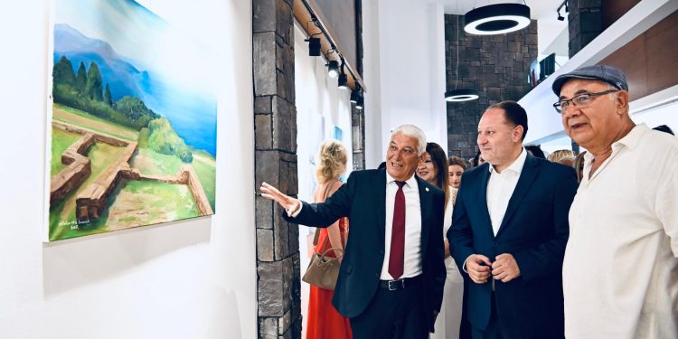 Öztürkler: Sanatın birleştirici gücüne her zamankinden daha çok ihtiyaç var