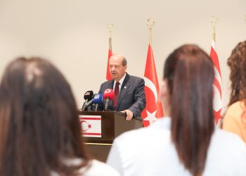 Tatar: “Bu kadar insan iki günlük bir toplantı meşguliyeti için New York’a gidecek. Madem ki oralara kadar gideceğiz, en azından bu toplantıdan bir şey çıkması lazım”