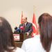 Tatar: “Bu kadar insan iki günlük bir toplantı meşguliyeti için New York’a gidecek. Madem ki oralara kadar gideceğiz, en azından bu toplantıdan bir şey çıkması lazım”