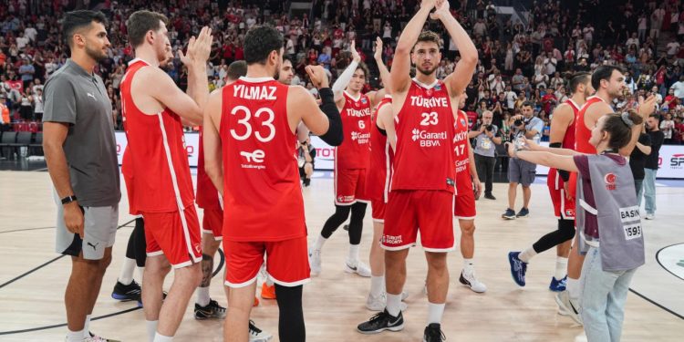 12 Dev Adam, 2025 Avrupa Şampiyonası'nda parkeye çıkıyor