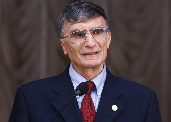 Nobel ödüllü bilim insanı Aziz Sancar, KKTC vatandaşı oldu