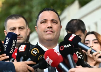 Avukat Rezan Epözdemir “siyasal ve askeri casusluk” ile “FETÖ’ye yardım”dan gözaltında