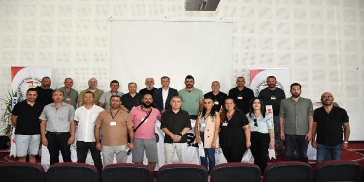 Büro-İş yeni yönetimini belirledi