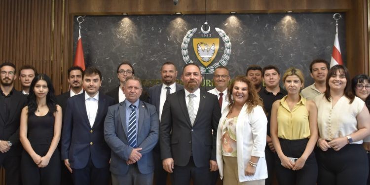 YFYİ girişimcileri, Tarım ve Doğal Kaynaklar Bakanı Çavuş’u ziyaret etti