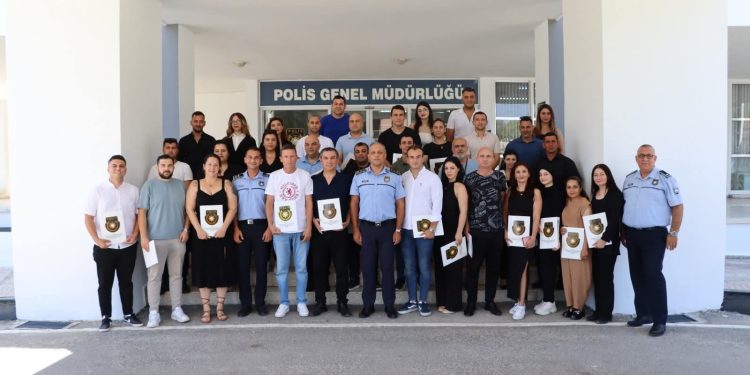 Polis’ten Özel Güvenlik Görevlileri’ne yönelik eğitim