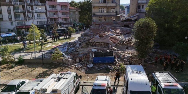 Balıkesir’de 237 artçı deprem oldu