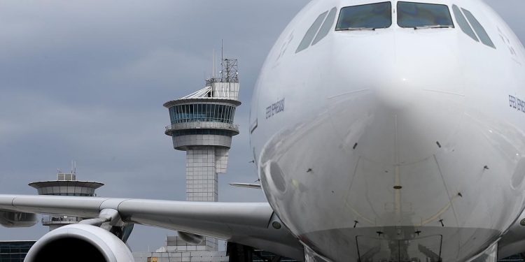 Kopenhag Havalimanında drone alarmı: Uçuşlar yeniden açıldı