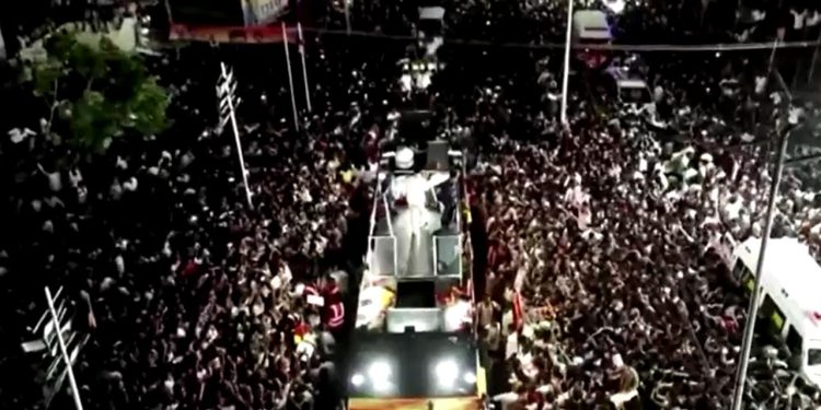 Hindistan'da parti mitinginde izdiham: 31 ölü