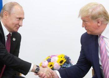 Putin, Trump ile Moskova'da görüşmeye hazır