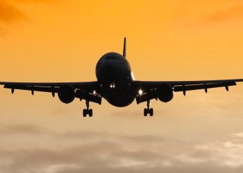 Çinli havayolu 29 saatlik direkt uçuş başlattı, ama bir şartla