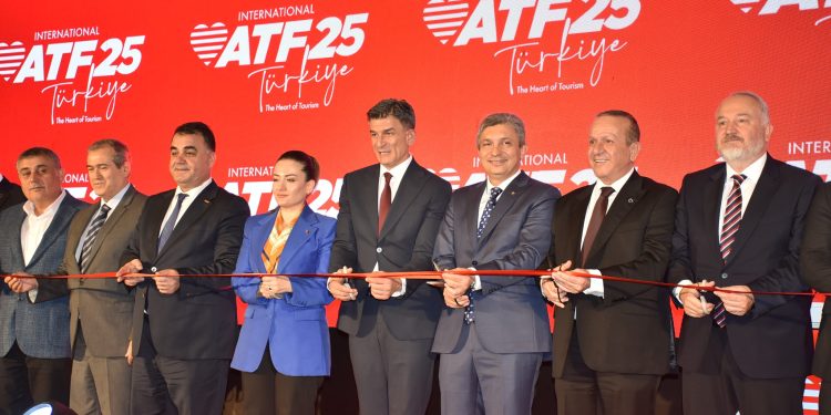Ataoğlu: Yeni hedef: Uygun fiyatlı kültürel turlar