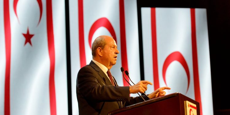 Tatar: Başkalarının yazdığı bir geleceğe asla mahkum olmayız