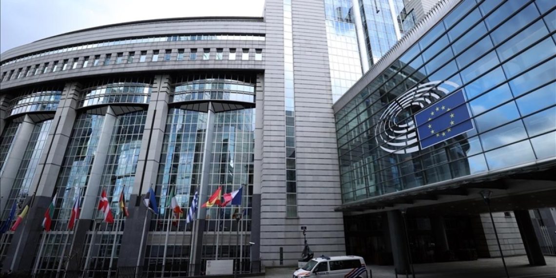 AB, Karadeniz ve Orta Asya ülkeleri, iş birliğini geliştirmede mutabık kaldı