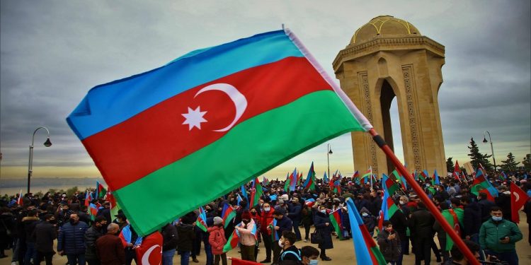 Azerbaycan, bağımsızlığını yeniden kazanmanın 34. yılını kutluyor