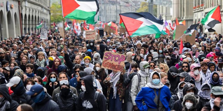 İsviçre polisi, Filistin'e destek gösterisine müdahale etti