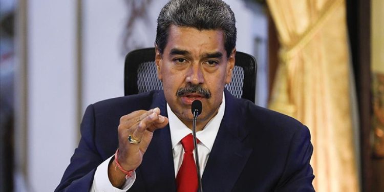 Maduro, ABD'yi ülkesine yönelik psikolojik bir savaş yürütmekle suçladı