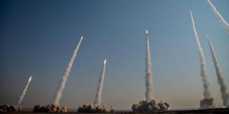 ABD, 30 yıl aradan sonra nükleer silah testlerine yeniden başlıyor