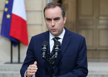 Fransa'da yeniden Başbakan atanan Lecornu hükümetini kurdu