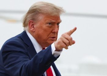 ABD'de Demokrat senatörler, Trump'ın nükleer silah testi talimatına tepki gösterdi