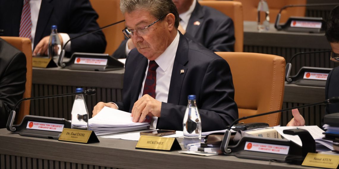 Üstel: Demokrasinin işleyişine zarar veren bir tutumla Meclis kilitlendi