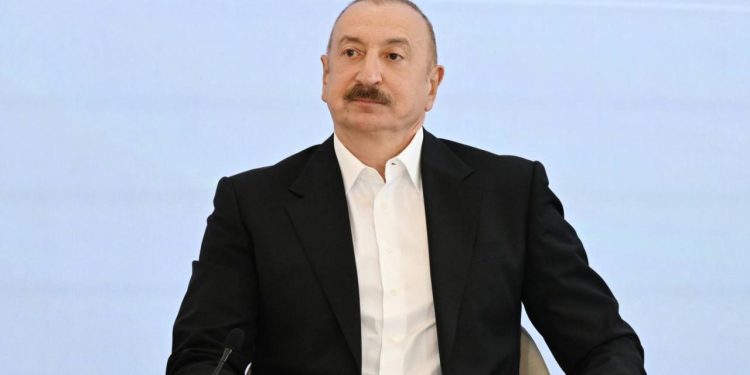 Aliyev: Zengezur Koridoru'nun Azerbaycan kısmının inşası tamamlanmak üzere