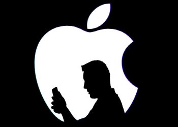 Apple, yapay zeka yarışında yönünü bulmaya çalışıyor