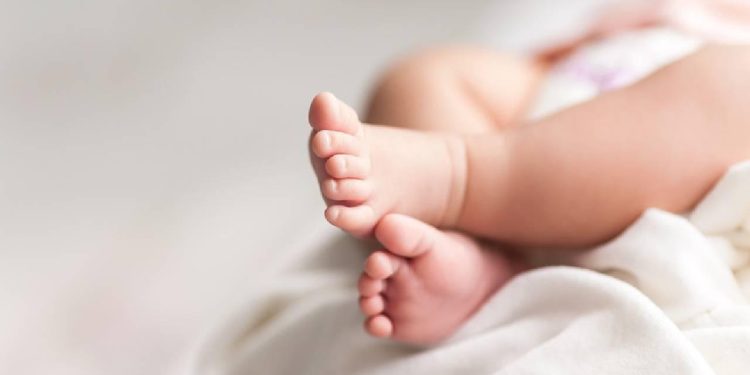 İspanya'da çocuk sahibi olamayan bir çifte 3 bin euroya bebek satışı ortaya çıkarıldı