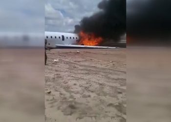 Kongo Demokratik Cumhuriyeti'nde bakanı taşıyan uçak pistten çıktı