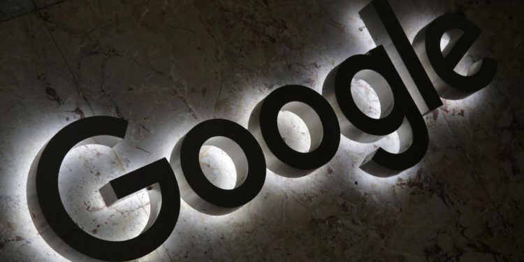 Googlea kullanıcıları gizlice izlediği suçlamasıyla dava açıldı