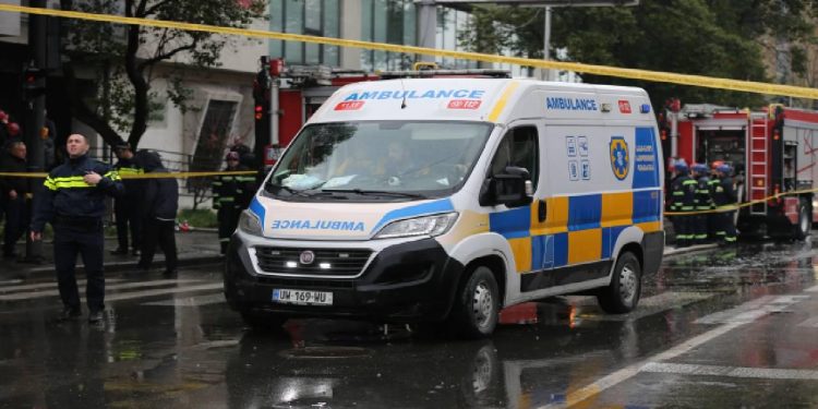 Gürcistan'da yol inşaatında toprak kayması sonucu 4 işçi öldü