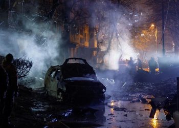 Rusya, Kievin tüm bölgelerini vurdu: Şehir genelinde yangınlar çıktı