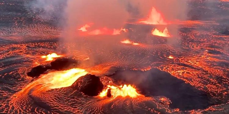 Kilauea Yanardağı'nın yeniden güçlü şekilde lav püskürtebileceği tahmin ediliyor