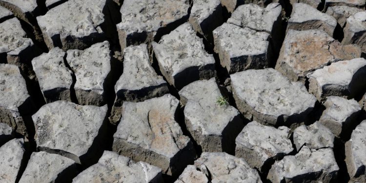 İranlı yetkili: Bu sonbahar, son 58 yılın en az yağış alan dönemi oldu