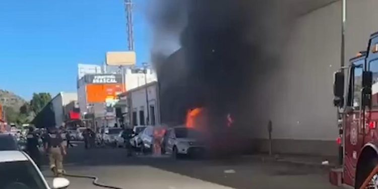 Meksika'da markette yangın ve patlama: 23 ölü, 11 yaralı