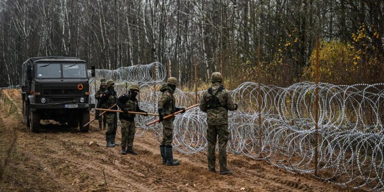 Polonya, Rus istihbaratıyla bağlantılı sabotaj tehdidine karşı 10 bin asker görevlendirecek