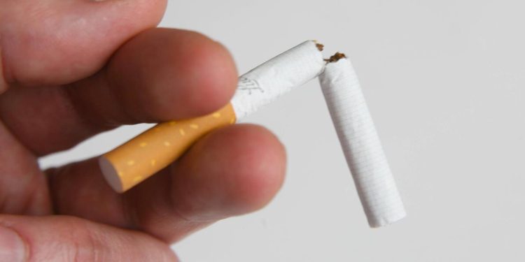 Maldivler, 2007 sonrası doğanlara sigara yasağı getirdi