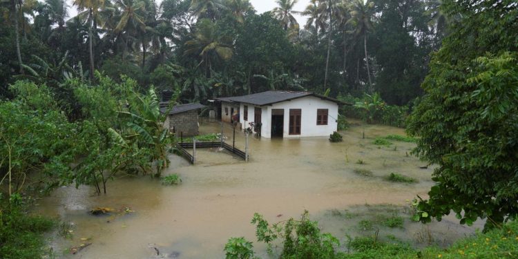 Sri Lanka'daki afetlerde ölenlerin sayısı 56'ya çıktı