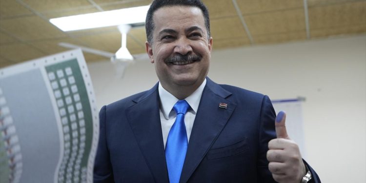 Irakta seçimi Başbakan Sudaninin lideri olduğu koalisyon kazandı