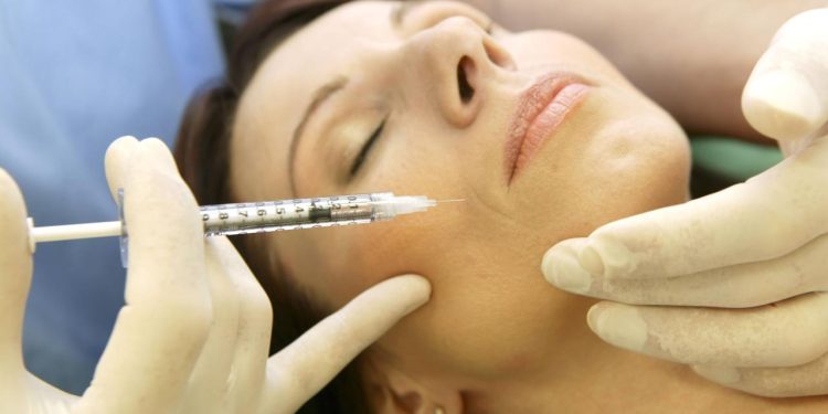 Almanya'da plastik cerrahiye yeni kural: Öncesisonrası fotoğrafları yasak