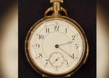 Titanic faciasından kalan altın cep saati 1 milyon sterline satışa çıkıyor