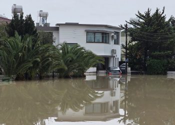 Harmancı: Gönyeli ve Kanlıköy göleti taştı