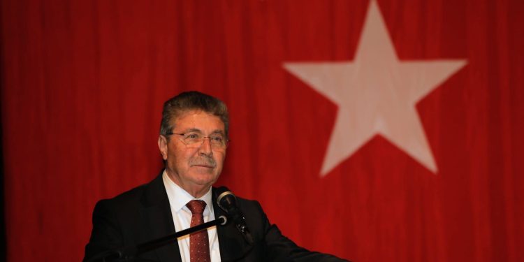 Üstel: Kanlı Noel zihniyetiyle gelecek inşa edilemez