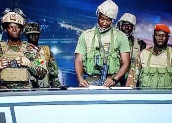 Fransa'nın Afrika'daki son müttefiklerinden Benin'de neler oluyor?