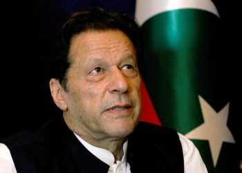 Eski Pakistan Başbakanı İmran Han ile eşi, 17'şer yıl hapis cezasına çarptırıldı