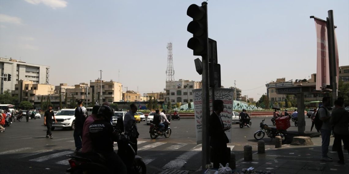 İran İçişleri Bakanı, ülke nüfusunun 75 yılda 40 milyonun altına ineceğini söyledi