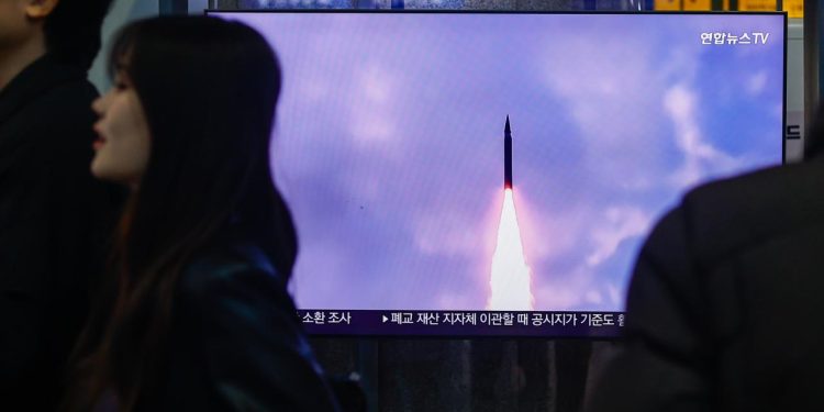 Kuzey Kore, batı kıyılarında denize uzun menzilli stratejik seyir füzeleri fırlattı