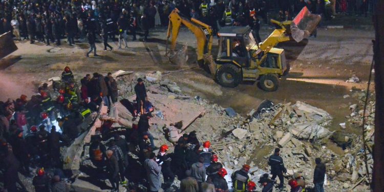 Fas'ta iki binanın çökmesi sonucu 19 kişi hayatını kaybetti