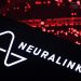 Neuralink kullanıcısı, beyin implantını gündelik cihazlarla eşleştirerek ihtiyaçlarına göre geliştirdi
