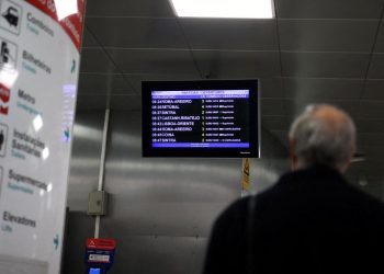 Portekiz'de 12 yıl aradan sonra yapılan ilk genel grev, ulaşım sektörünü felç etti